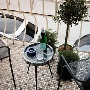  Apartment Grosszuegiges, Charmantes In By Fiorentino Austria