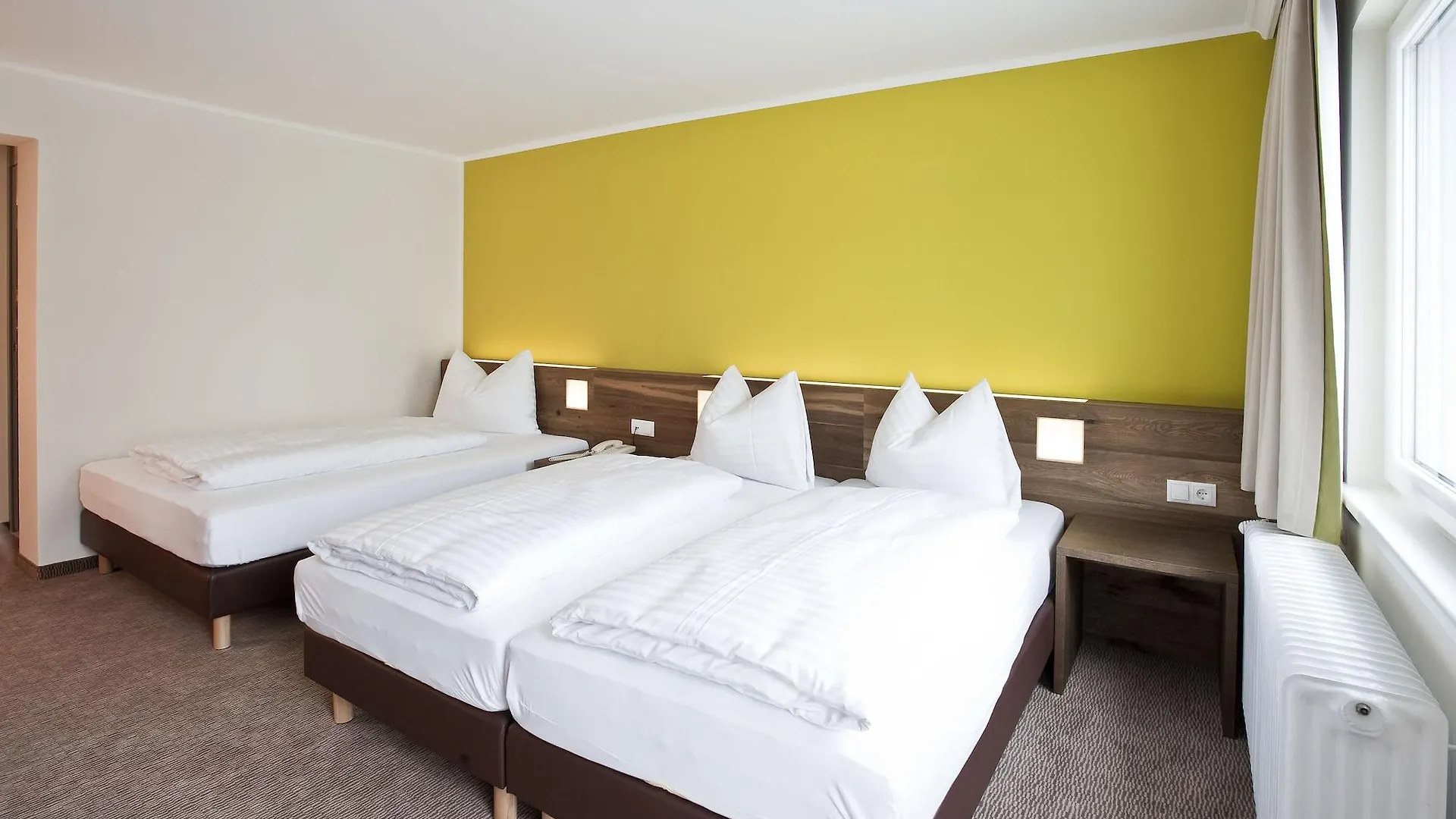 Basic Hotel Innsbruck 3*,  Austria